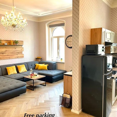 Apartment Nicol Karlovy Vary Exterior foto